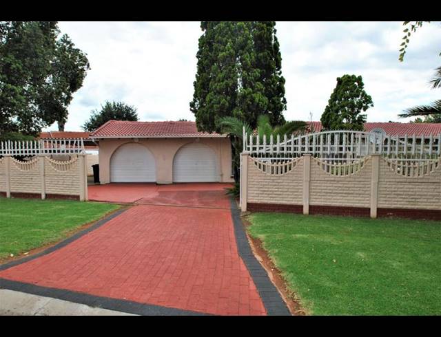 3 BEDROOM HOUSE FOR SALE IN DALPARK